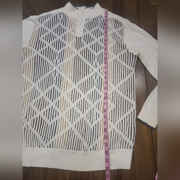 Steve Harvey Celebrity Edition Sweater Sz XL Off White Button Neck - Picture 8 of 12